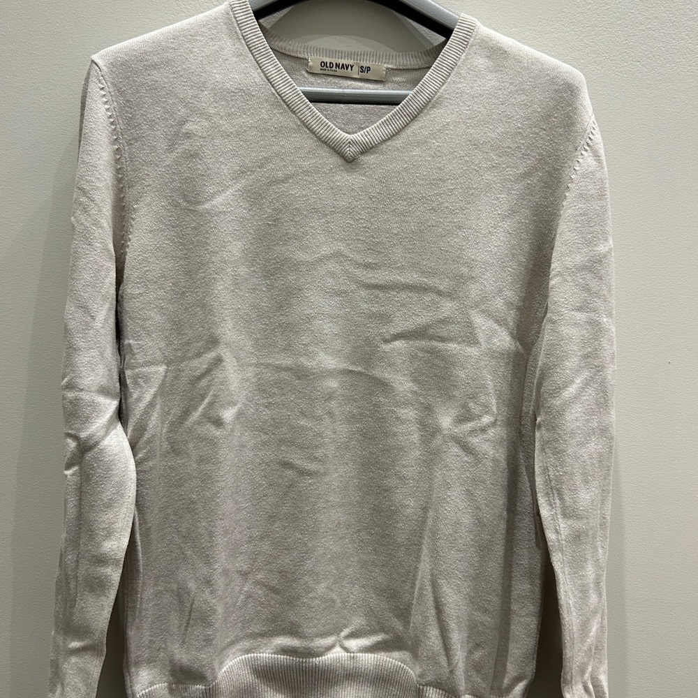 Old Navy Men's Beige V-Neck Sweater